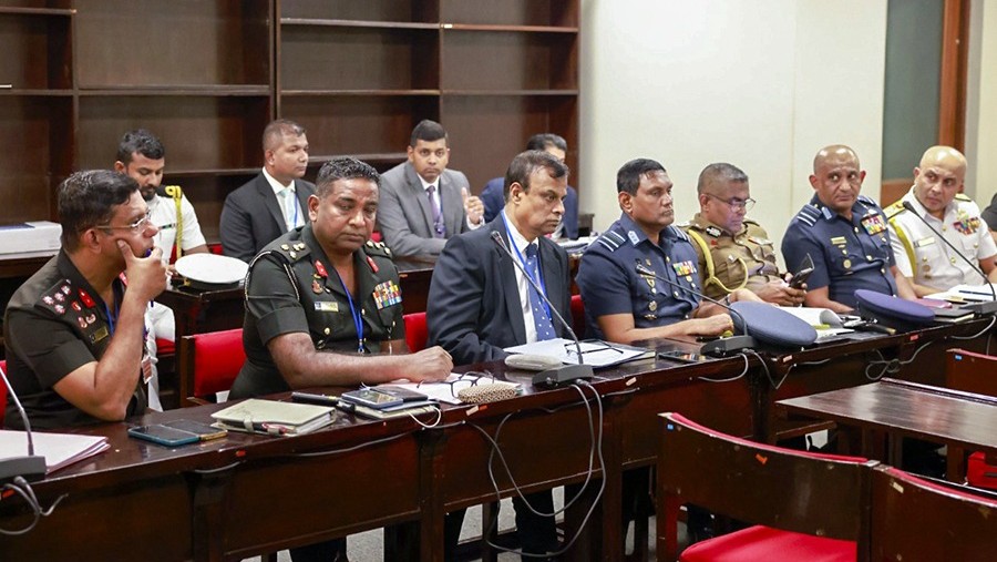 Sri Lanka focuses on inter-agency cooperation to prevent illegal fishing, drug trafficking | EconomyNext