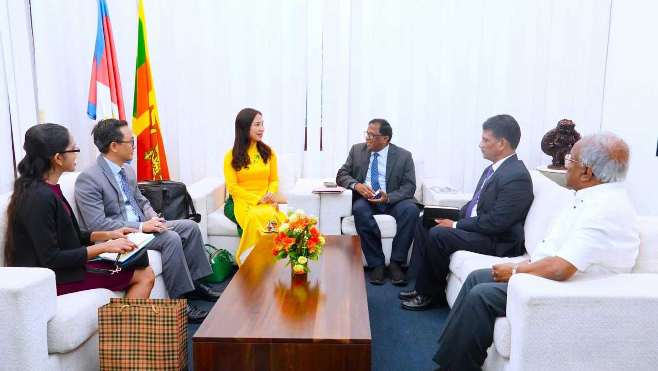 Vietnam diplomats visit Sri Lanka’s Jaffna to promote economic links | EconomyNext