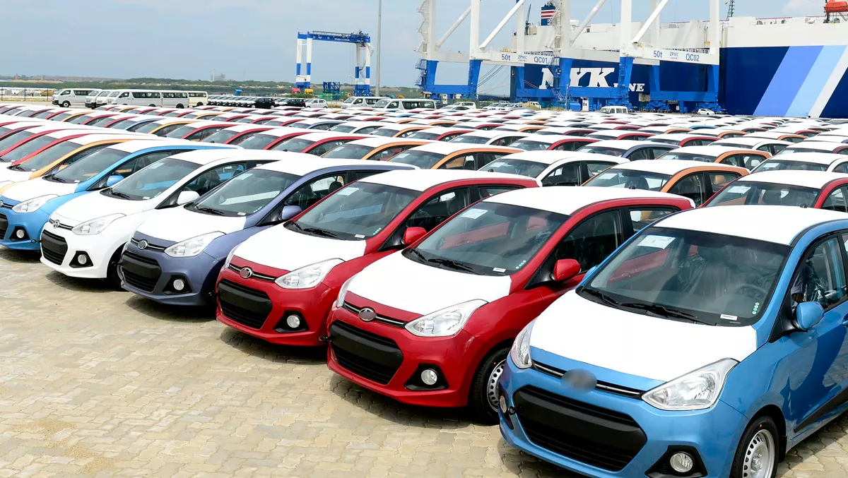 Sri Lanka vehicle imports reach US$1.2bn by Sept | EconomyNext