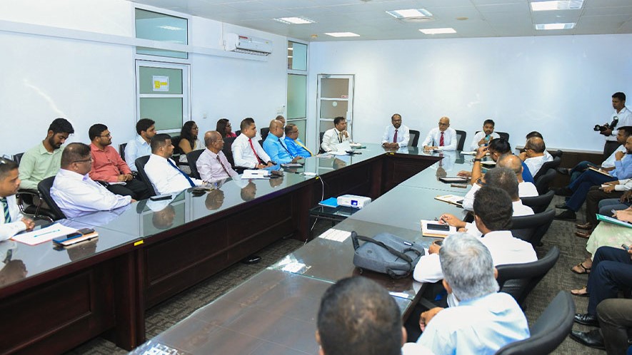 Sri Lanka’s exporters ask CPC for prioritized fuel supply | EconomyNext