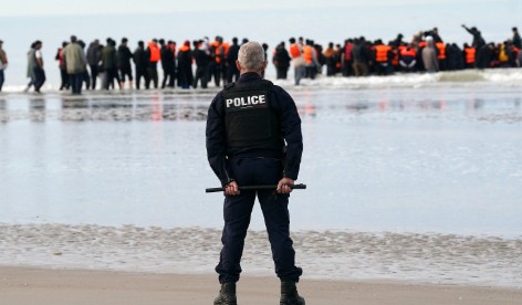 Riot-Trained Police Will Patrol Beaches In France In New Deal